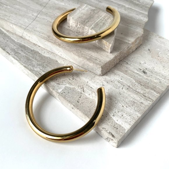 NEW~ Anthropologie Gold Tube Hoop Earrings - Picture 5 of 10